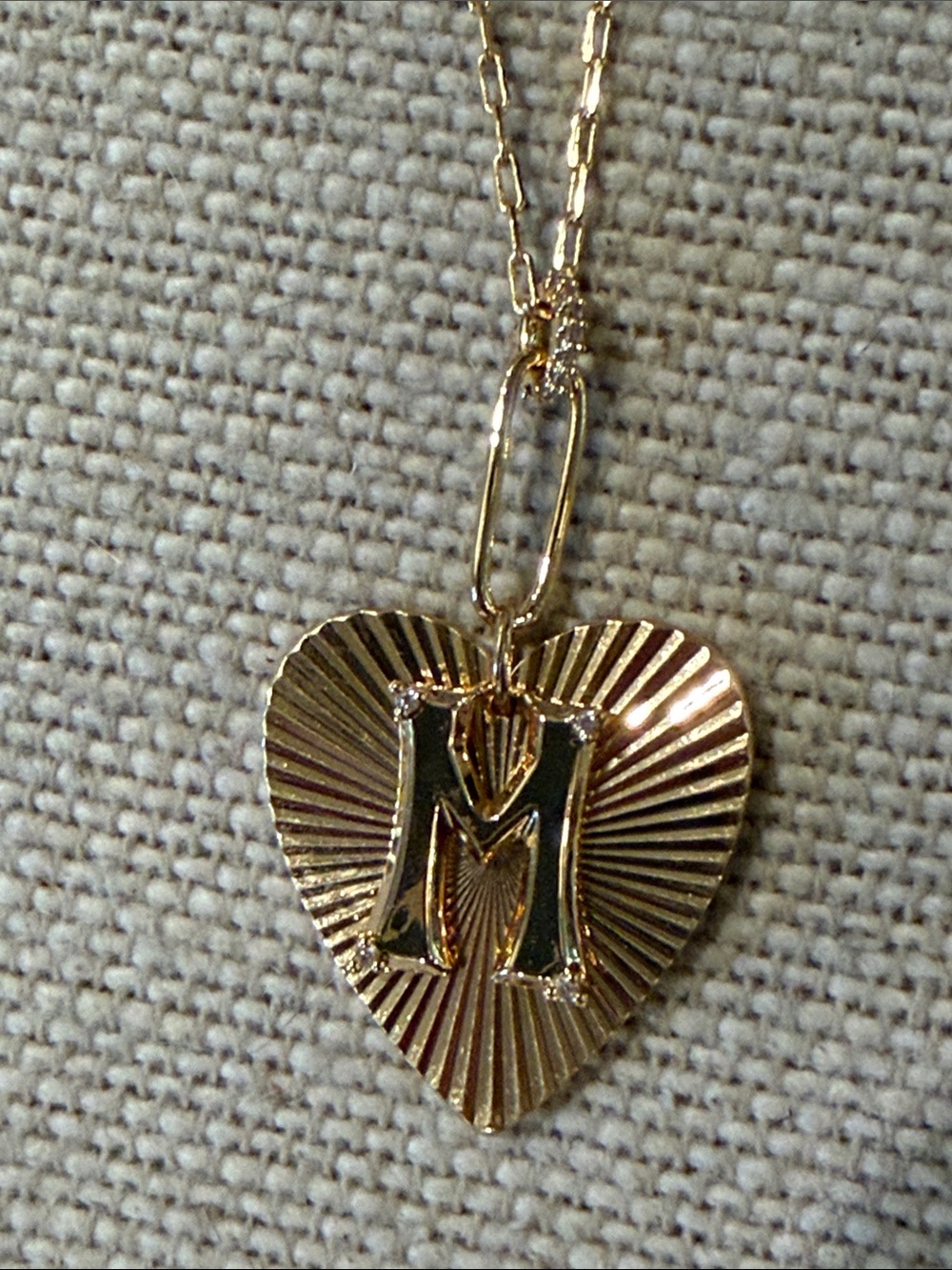 Anthropologie Gold Monogram "M" Fluted Heart Pendant Necklace/NWT - Picture 12 of 12